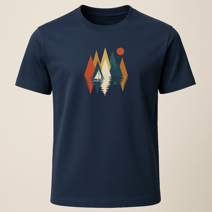 Boot in de Bergen – Unisex Premium Biologisch T-Shirt